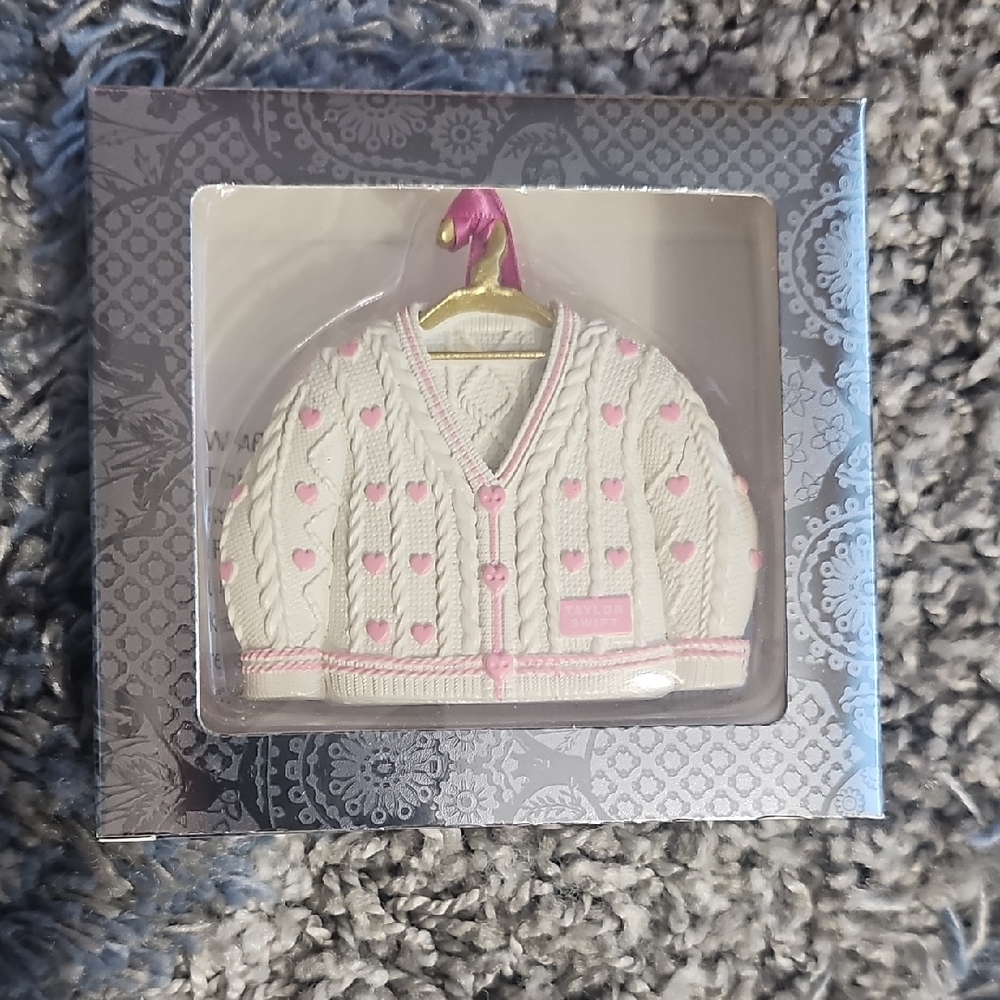 Taylor Swift Cream and Pink Heart Patterned Lover Cardigan Ornament